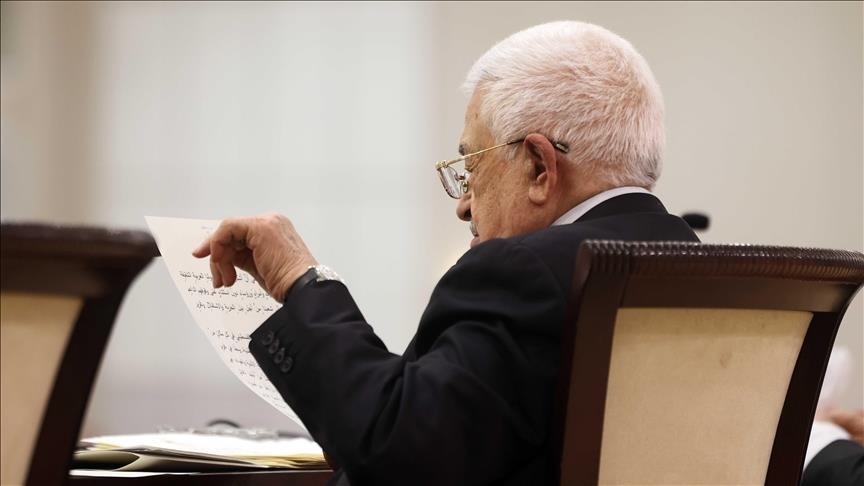 L’Autorité palestinienne menacée d’effondrement en raison de la crise financière, alerte le Shin Bet