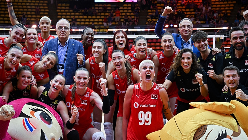 A Milli Kadın Voleybol Takımı, Dünya Şampiyonası yarı finalinde yarın Japonya ile karşılaşacak