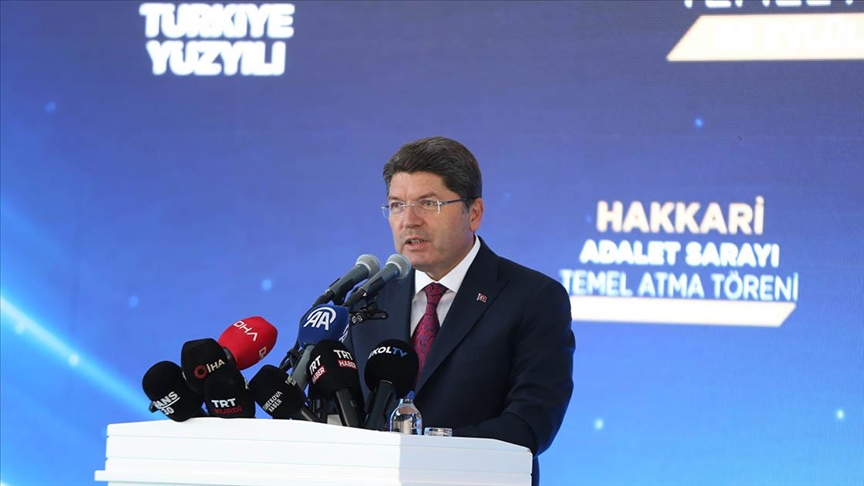 Adalet Bakanı Tunç: "Terörsüz Türkiye" sürecini sabote etmek isteyenlere fırsat vermeyeceğiz