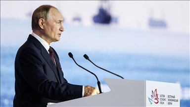 Путин вели дека нема потреба од странски трупи во Украина по мировниот договор