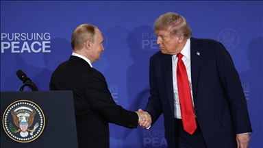 Trump expects to speak to Putin soon, says he will get end to war 'done'