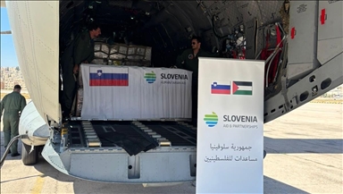 Četvrta zračna pošiljka humanitarne pomoći Slovenije za Gazu stigla u Amman