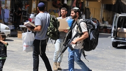 بينهم رضيع.. إصابة 20 فلسطينيا بالضفة في هجوم شنه مستوطنون 