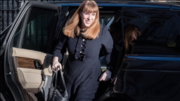 Dimite la vice primera ministra y secretaria de Vivienda de Reino Unido por irregularidades en la compra de un piso