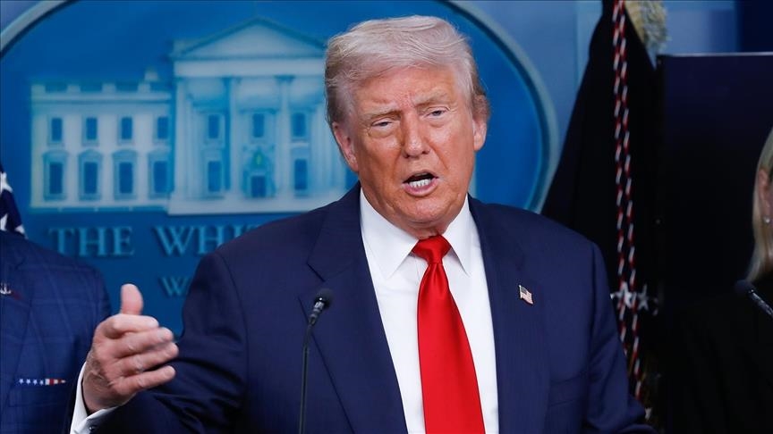 Trump menace de déployer un « Département de la guerre » à Chicago pour une répression fédérale