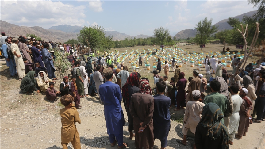 Hundreds displaced by Afghanistan earthquake moved to tent villages in Kunar