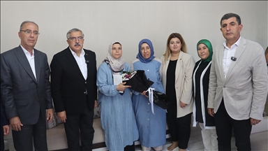 AK Parti Genel Başkan Yardımcısı Yayman, Hatay’da şehit ailesini ziyaret etti
