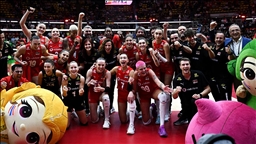 A Milli Kadın Voleybol Takımı, Dünya Şampiyonası'nda tarihinde ilk kez finale yükseldi