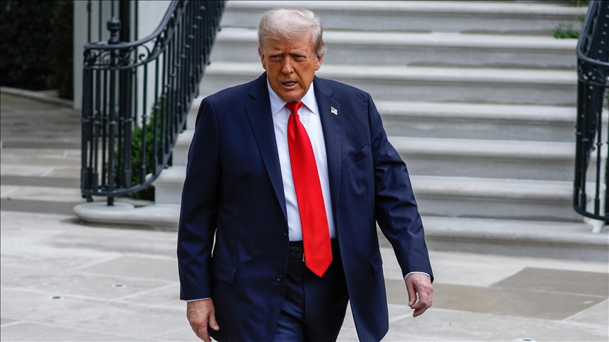 Trump se dit prêt à renforcer les sanctions contre la Russie après les attaques en Ukraine