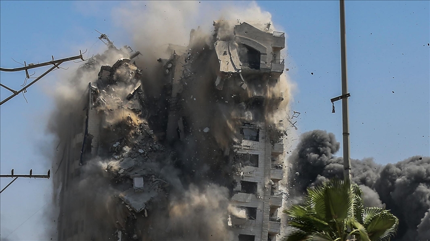 L’armée israélienne détruit un autre immeuble à Gaza