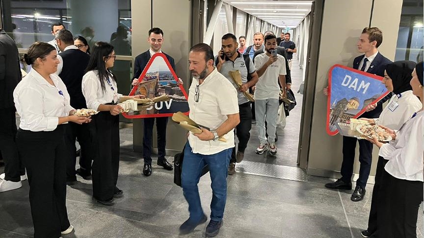 انطلاق رحلات جوية مباشرة بين مرسين التركية ودمشق