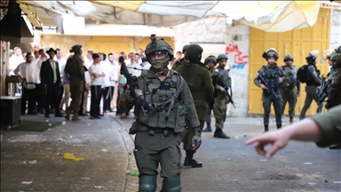 26 injured as Israeli army, illegal settlers launch parallel assaults in occupied West Bank