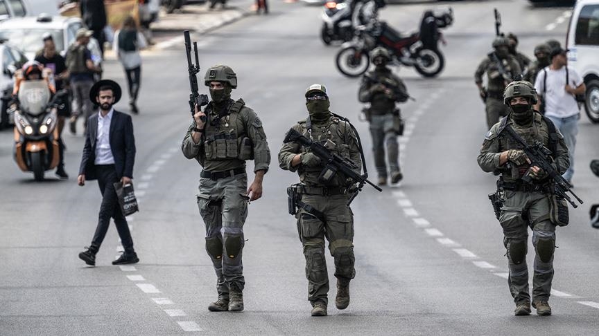 إسرائيل تفرض طوقا أمنيا شمال غرب القدس بعد إطلاق نار