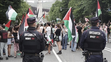 Pro-Palestine protests continue at Spain’s La Vuelta cycling race