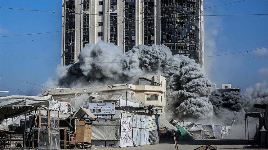 الدفاع المدني بغزة: إسرائيل قصفت خلال 72 ساعة 5 أبنية سكنية و350 خيمة 