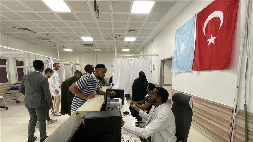 Recep Tayyip Erdoğan Eğitim ve Araştırma Hastanesi Somali'nin yaralarını sarıyor