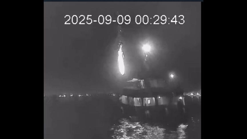 Flotila za Gazu tvrdi da je brod pogođen dronom, Tunis negira