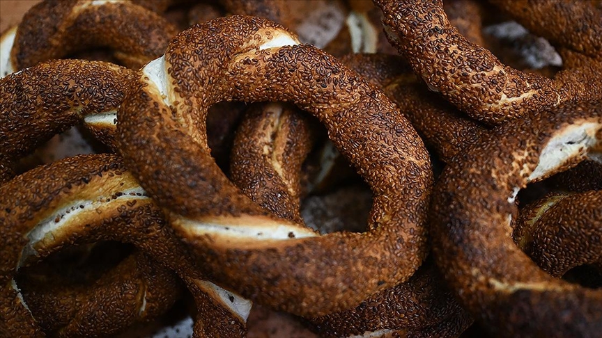 Simit fiyatlarına 4 büyükşehirde yapılan artış yılbaşına kadar ertelendi