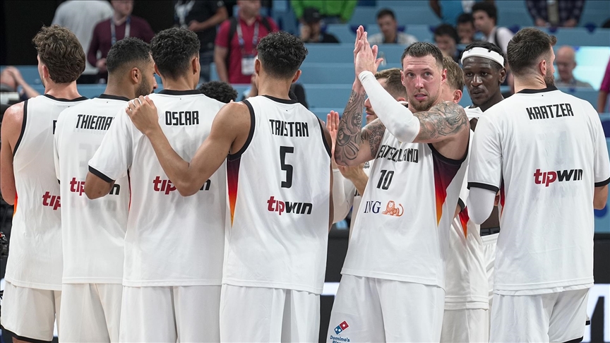 Son dünya şampiyonu Almanya, EuroBasket 2025'te yarı finale yükseldi
