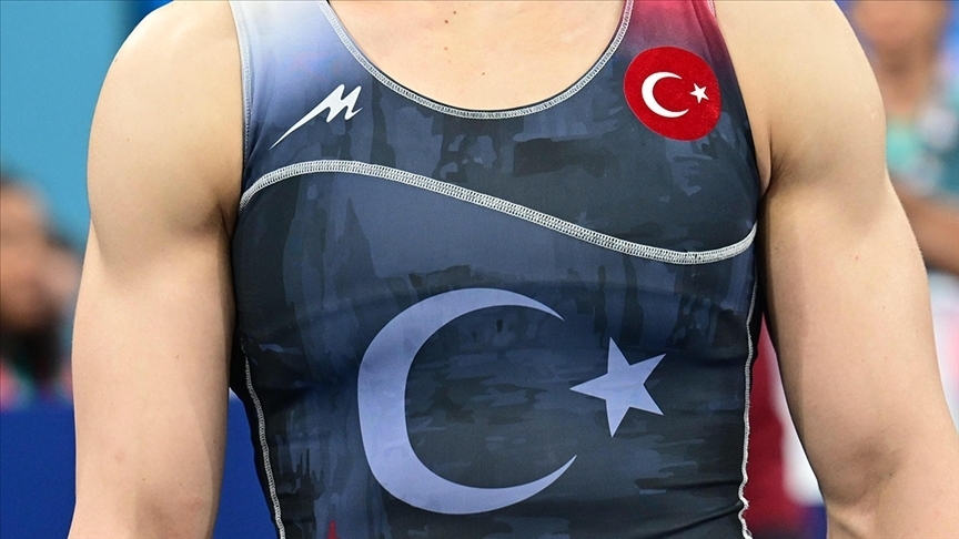 Güreşte gözler Dünya Şampiyonası'na çevrildi