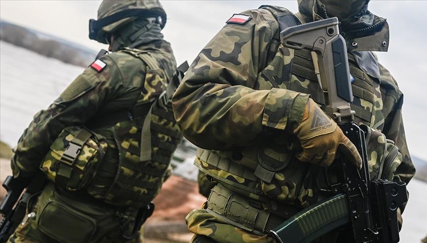 NATO: Është dhënë përgjigje ndaj shumë dronëve që hynë në hapësirën ajrore të Polonisë