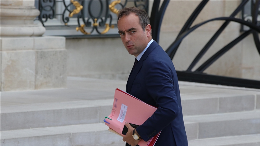 Novi francuski premijer stupio na dužnost