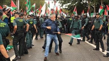 Spain’s La Vuelta cycling race cut short again over protests against Israel