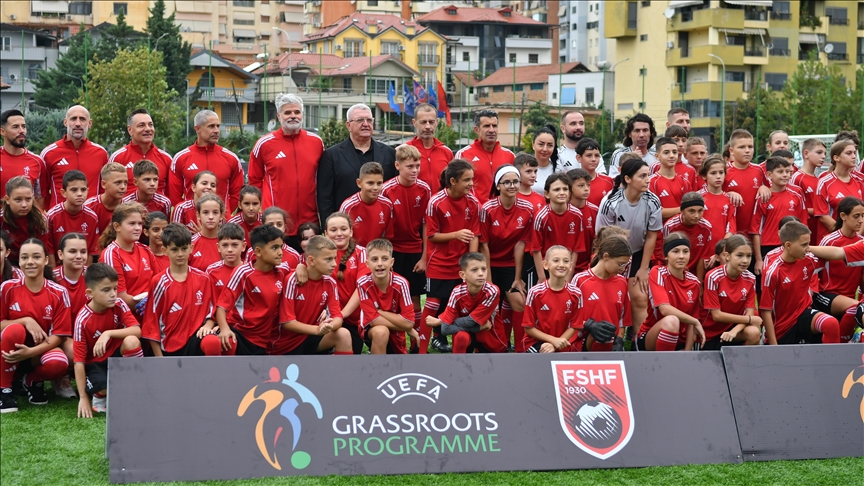 Në Tiranë mbahet festivali i futbollit për fëmijë, merr pjesë edhe kreu i UEFA-s