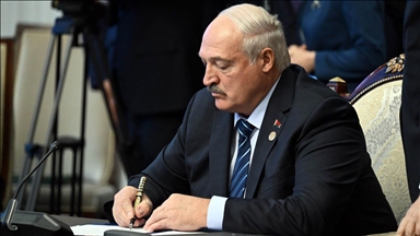 Belarusian president holds 5-hour meeting with US envoy in Minsk