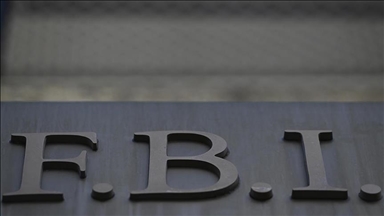 FBI-ja ofron shpërblim për informacione rreth atentatorit të Charlie Kirkut, publikon foto të autorit të dyshuar