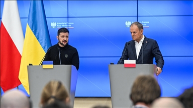 Zelenski i Tusk razgovarali o odgovoru nakon što su ruski dronovi narušili zračni prostor