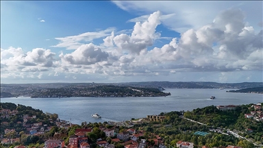 Hafta sonunda yurt genelinde az bulutlu hava hakim olacak