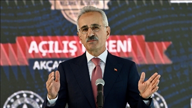 Ulaştırma ve Altyapı Bakanı Uraloğlu, Düzce'de okul açılışına katıldı