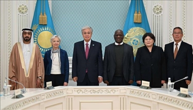 Токаев: вопрос установления парламентской республики на повестке дня не стоит 