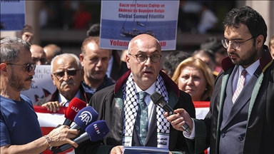 İsrail'in Küresel Sumud Filosu'na yönelik saldırılarına suç duyurusu
