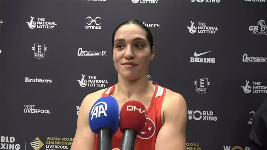 Турецкая спортсменка Шейма Дюзташ завоевала бронзу на чемпионате мира по боксу