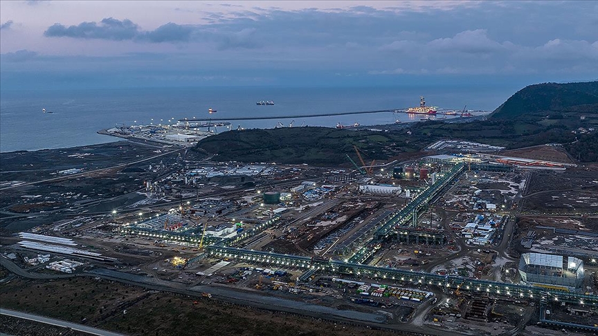 Türkiye'nin enerji ithalatı faturasında bu yıl yüzde 2,4 düşüş bekleniyor