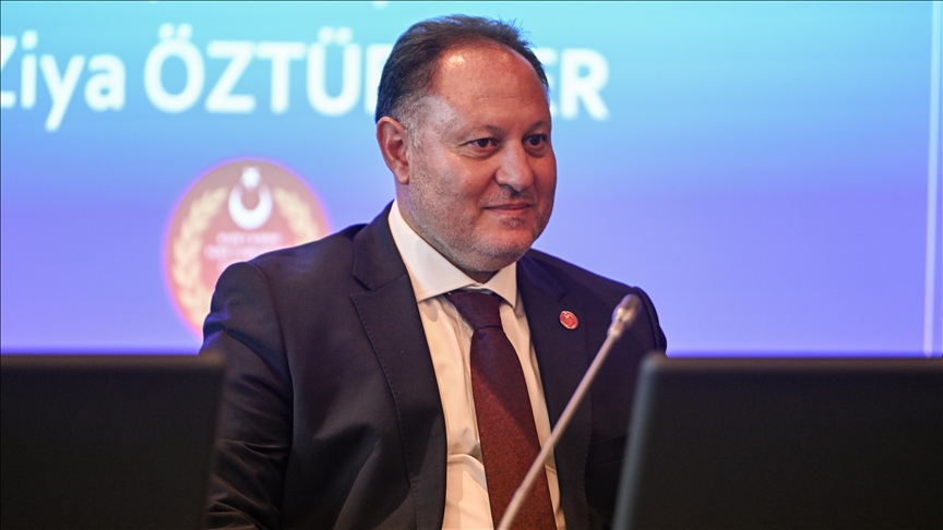 KKTC Cumhuriyet Meclisi Başkanı Öztürkler, Türk devletlerinden gençlerle Ankara'da buluştu