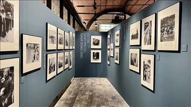 "Robert Capa-Gerçek En İyi Fotoğraftır" sergisi Ara Güler Müzesi'nde açıldı