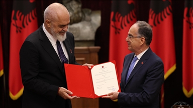 Presidenti Begaj mandaton kryeministrin Rama për krijimin e qeverisë së re