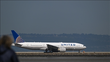 2 injured as United Airlines plane makes emergency landing in western Japan