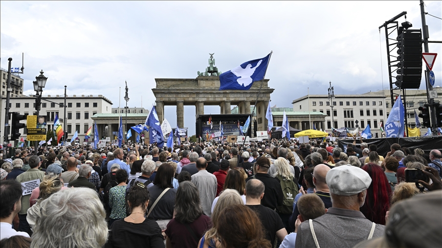 Više od 20.000 ljudi na skupu u Berlinu protiv izraelskog genocida u Gazi