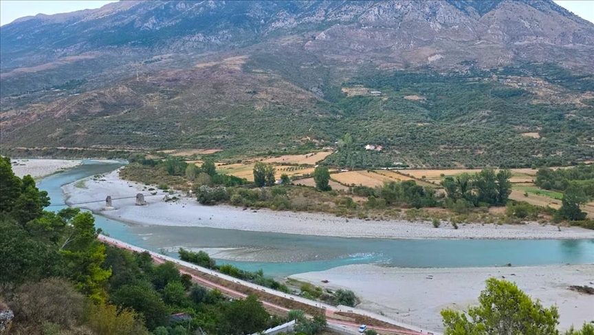 Lumi Vjosa në Shqipëri, "perla e egër" e Evropës