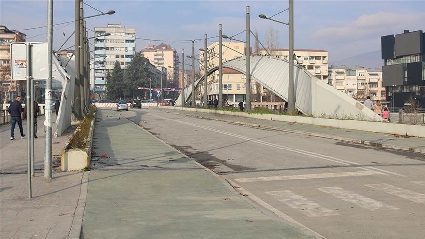 BE kritikon Kosovën për mbylljen e zyrave të fondeve për sigurime shëndetësore dhe pensionale në veri