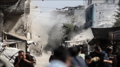 Hiljade raseljene dok Izrael gađa UNRWA škole u kojima su civili u Gazi
