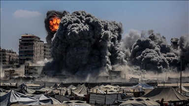 Israel orders mass displacement in Gaza City as bombing campaign intensifies