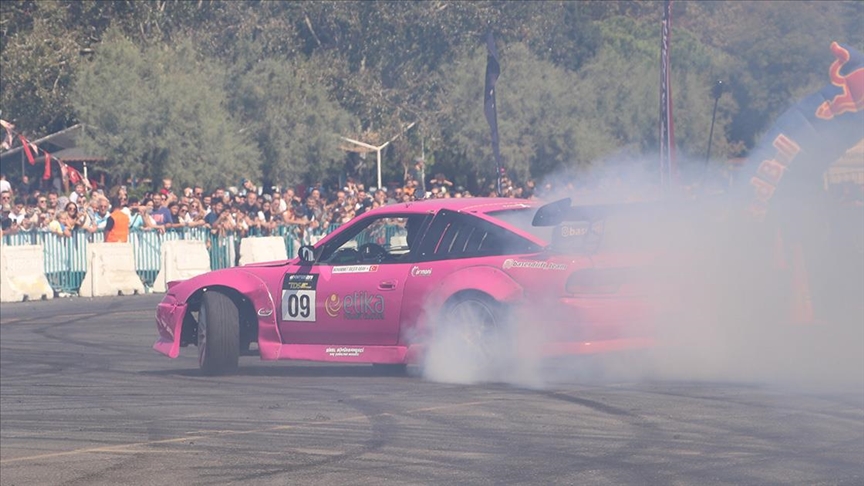 Modifiye araç tutkunları Tekirdağ'da buluştu