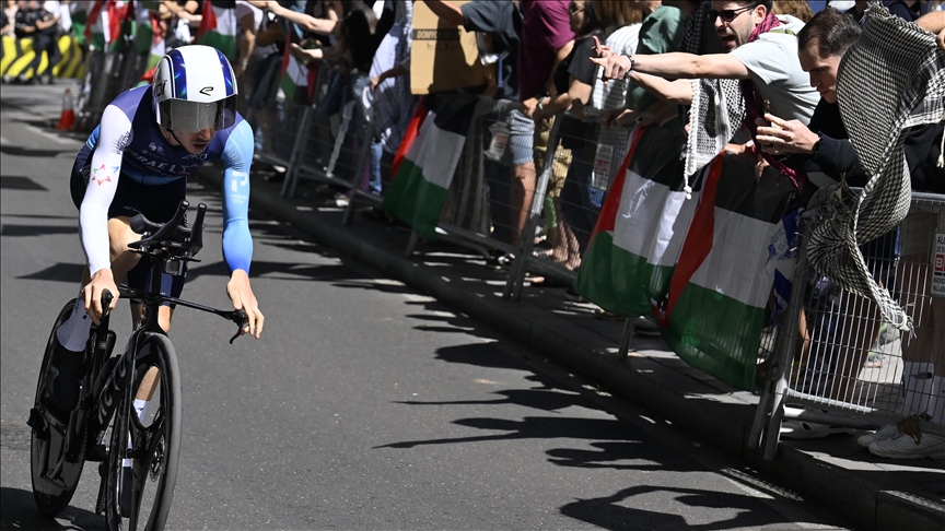 Spain’s Sanchez praises pro-Palestinian protests during La Vuelta cycling race