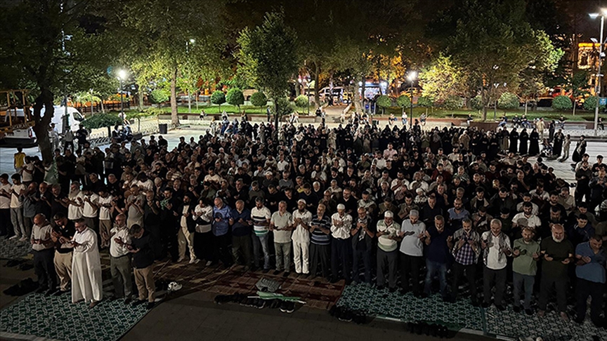 İstanbul'da Küresel Sumud Filosu'na destek gösterisi