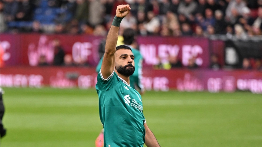 قدم.. المصري محمد صلاح يقود ليفربول للفوز على بيرنلي